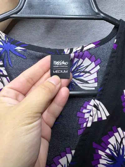 Vestido floral Massimo Dutti talla M - miniatura 1
