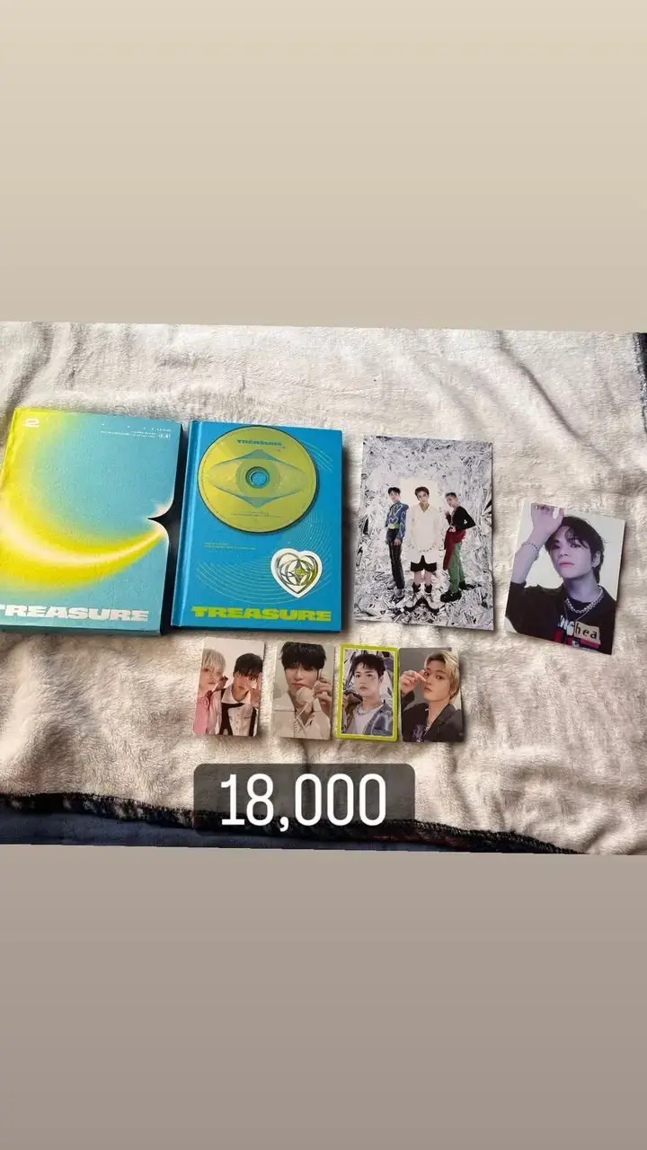 Álbum de música Treasure con photocards