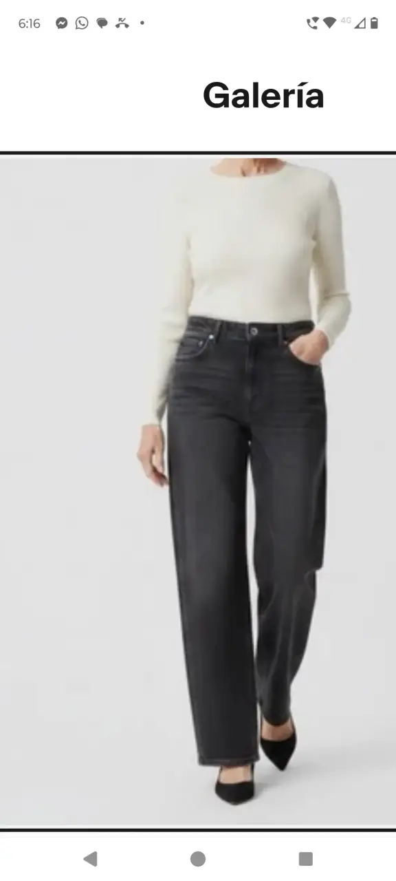 Jeans de mujer negros de corte recto