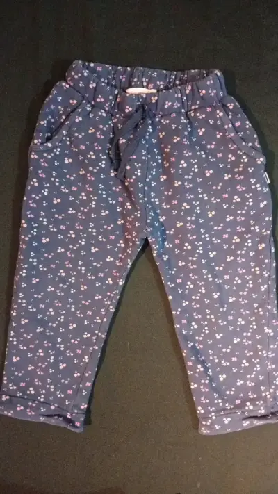 Pantalones de niña con estampado floral - miniatura 1