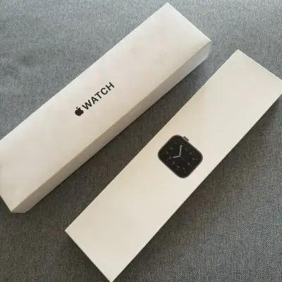 Apple Watch 44 SE - miniatura 1