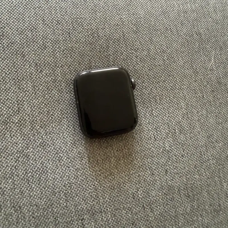 Apple Watch 44 SE - 3