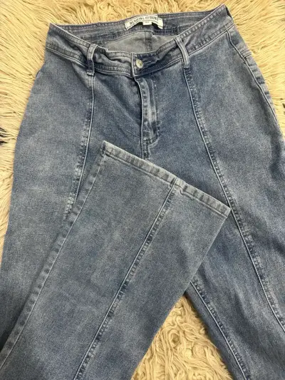 Jeans de mezclilla con diseño de estrellas - miniatura 5