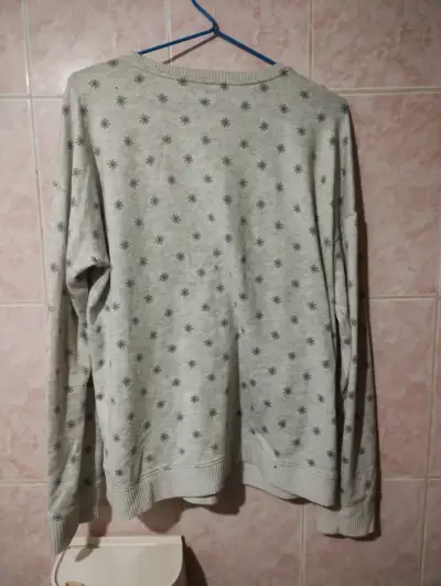 Pijama de invierno gris con estampado - miniatura 2