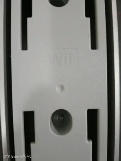 Soporte vertical original (modelo RVL-017) Wii - miniatura 4
