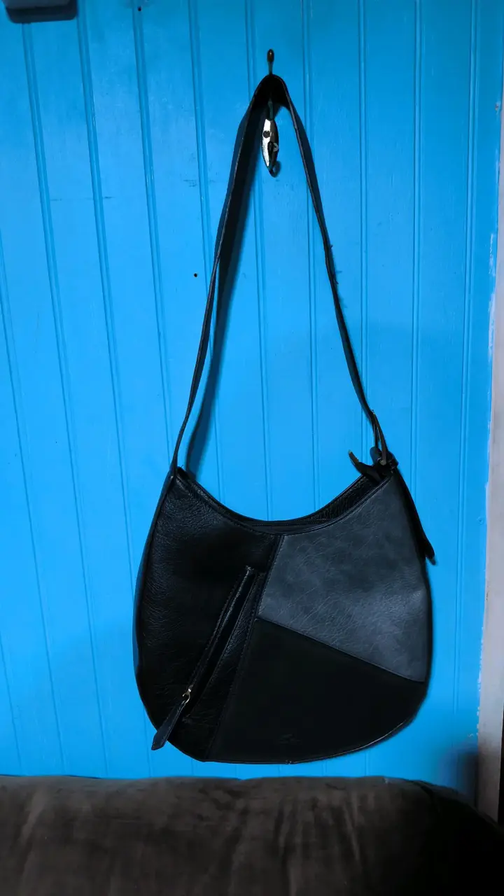 Bolso de cuero negro estilo casual - 3