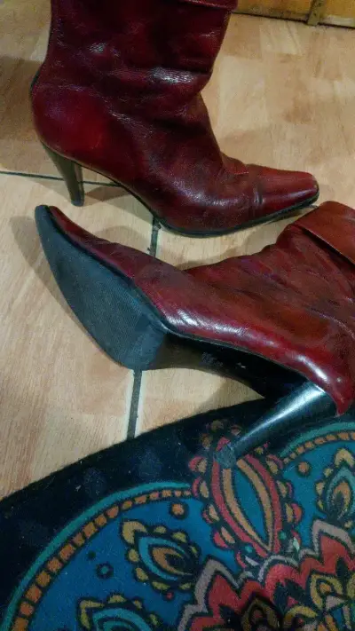 Botas de cuero rojas para mujer - miniatura 4