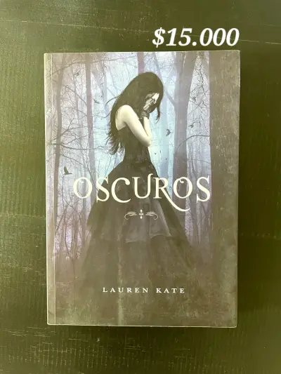 Libro Oscuros de Lauren Kate en buen estado - miniatura 1