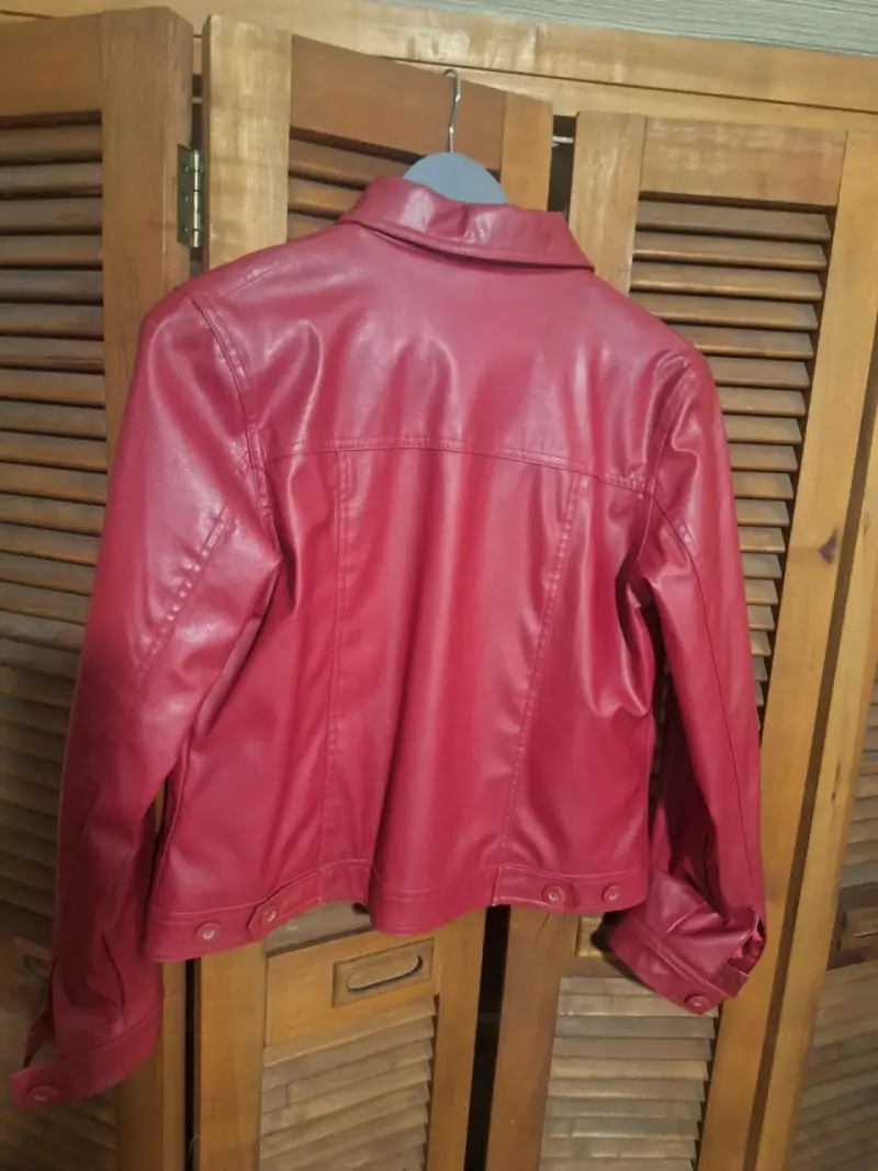 Chaqueta de ecocuero roja para mujer - 2