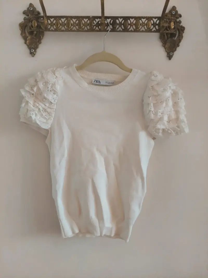 Polera blanca Zara - 1