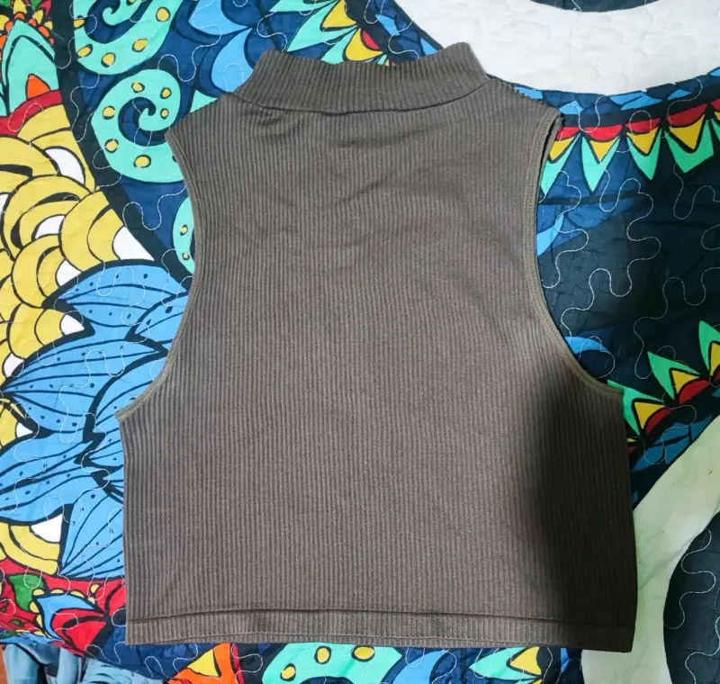 Lote de ropa 25 prendas por 25 mil - 2