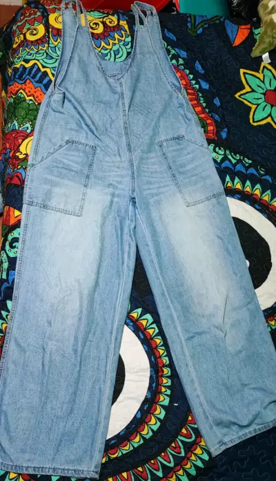 Lote de ropa 25 prendas por 25 mil - miniatura 3