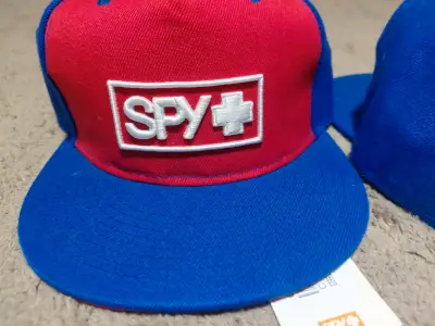 Gorra Snapback Roja y Azul SPY+ - miniatura 1