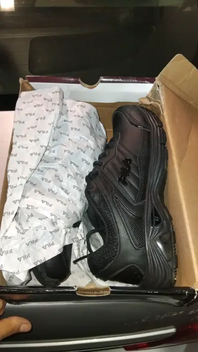 Zapatillas filas hombre y mujer - miniatura 3