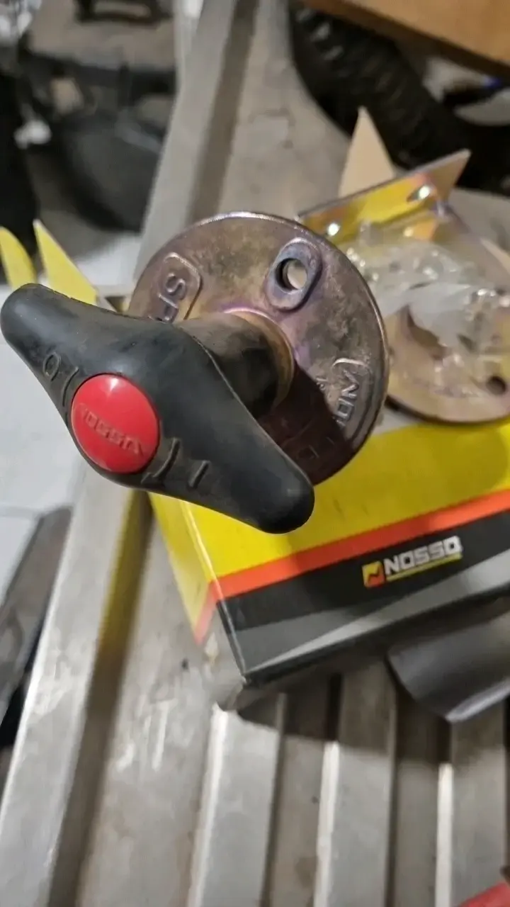 Válvula de corte de combustible Voss para camiones