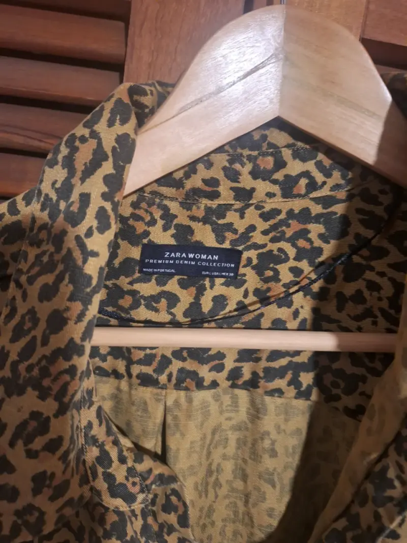 Camisa Zara de mujer estampado leopardo - 3