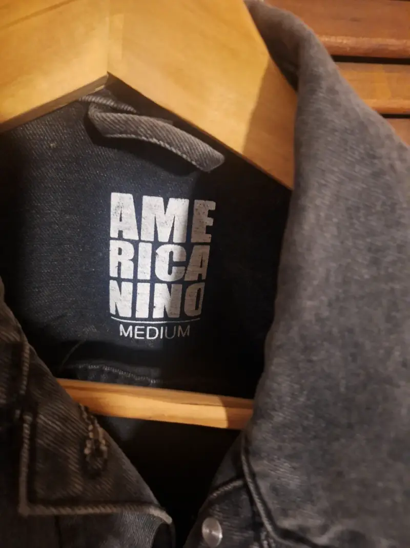 Chaqueta de mezclilla negra para mujer - 3