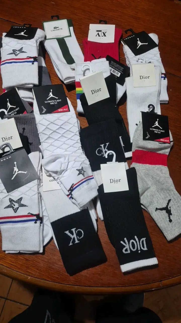 calcetines deportivos de marcas variadas - 4