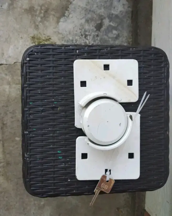 Cerradura de seguridad con llave para puerta