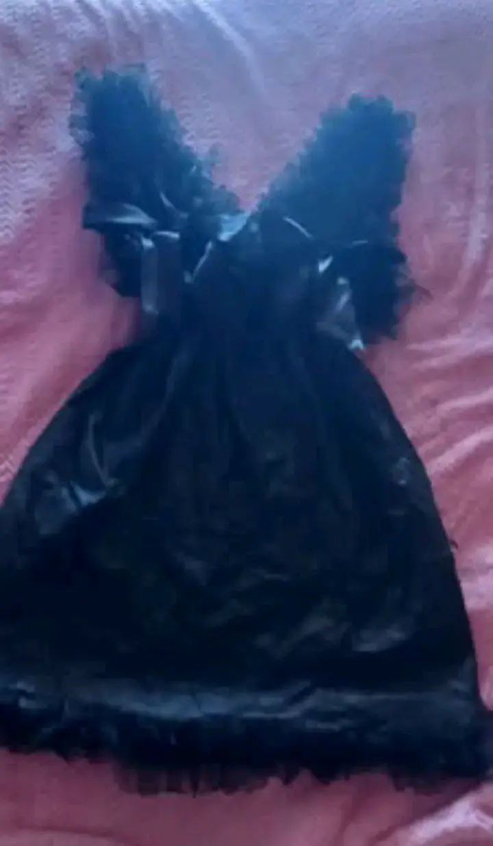 Vestido ZARA negro con volantes y lazos - 2