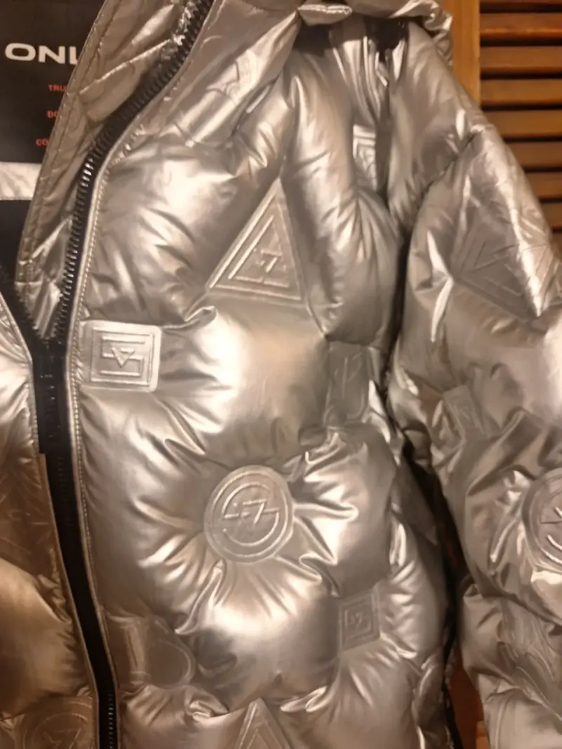 Parka acolchada plateada ONLY para mujer - 3