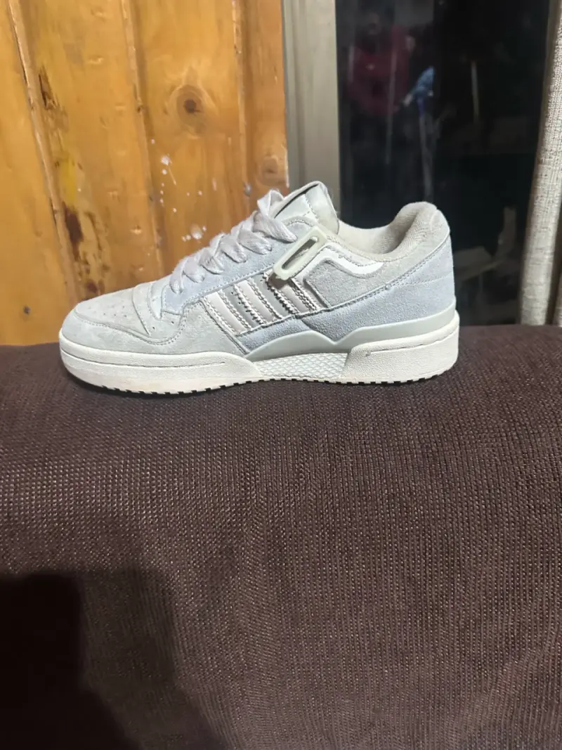 Zapatillas deportivas Adidas blancas clásicas - 5