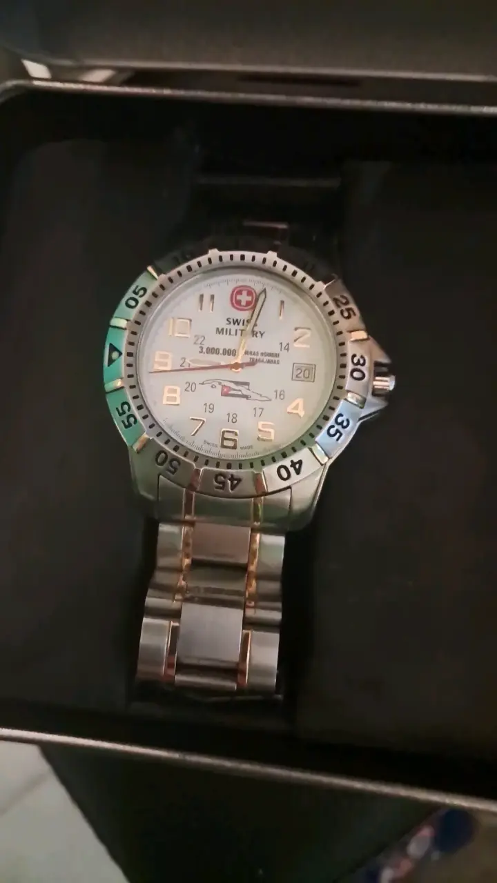 Reloj Swiss Military edición limitada Cuba