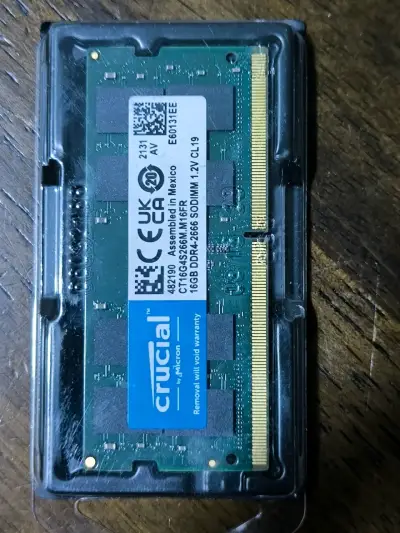 Memoria RAM Crucial 8GB DDR4 para Laptop - miniatura 2