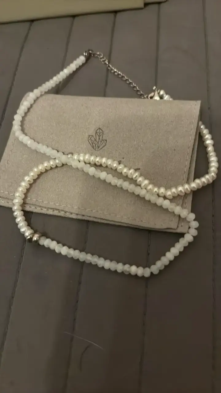 Collar de perlas blancas Mai con estuche - 2