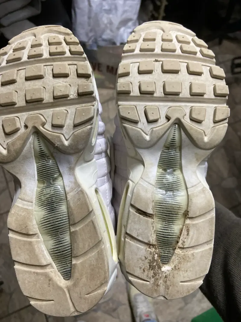 Zapatillas deportivas blancas Nike Air Max 95 - 5