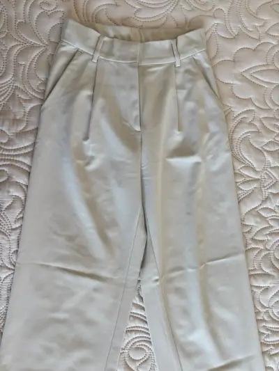 Pantalones beige de vestir H&M  mujer - miniatura 2