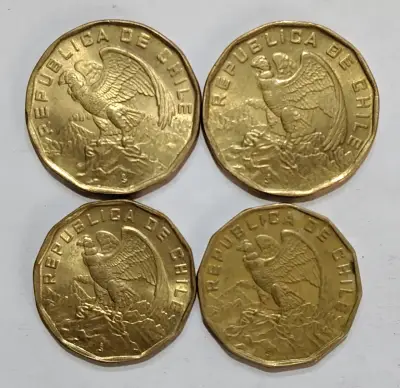 Monedas antiguas Chile 100 y 50 escudos 1974-1975 - miniatura 2
