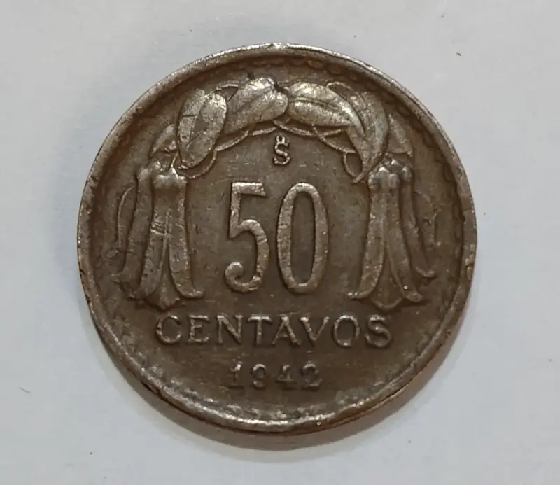 Moneda antigua de 50 centavos de 1942 Chile Cobre - 3
