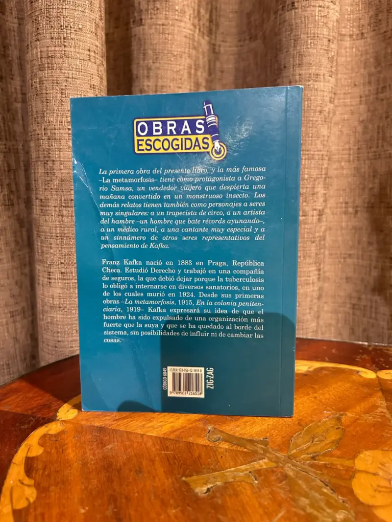 Libro 'La metamorfosis y otros relatos' de Franz Kafka - 2