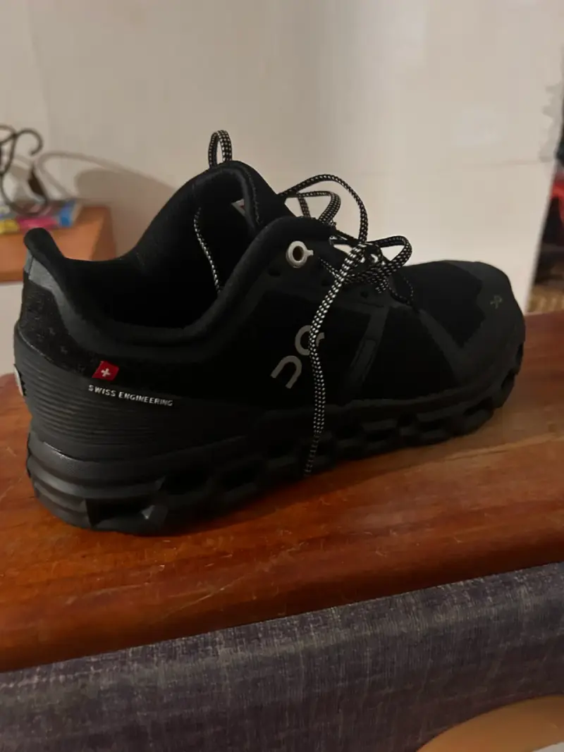 Zapatillas deportivas negras On Running - 2
