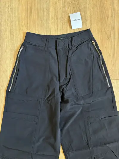 Pantalones cargo negros Forever 21 - miniatura 3