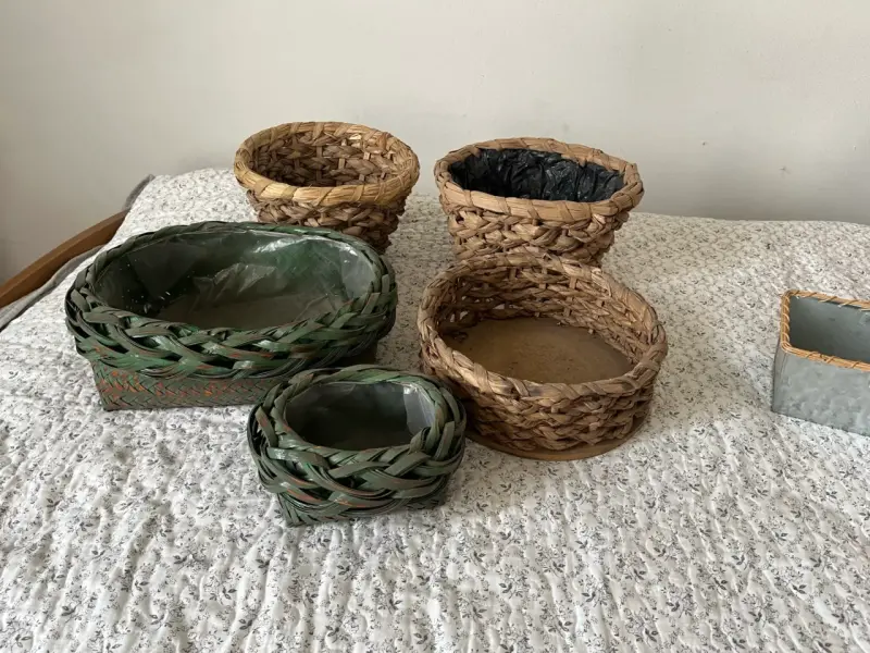 Set de canastos decorativos de mimbre
