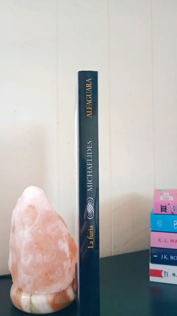 Libro 'La furia' de Alex Michaelides - 4
