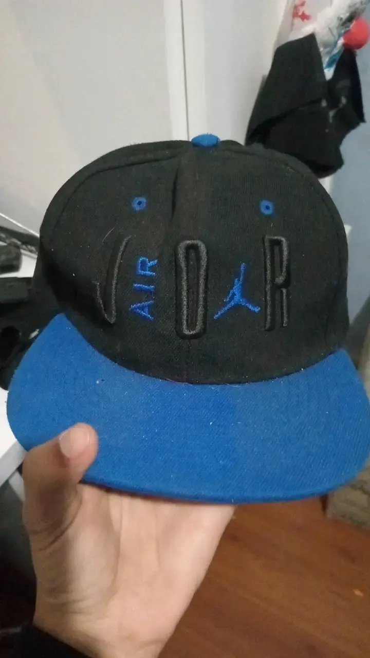Set de tres gorras de moda variadas - 2