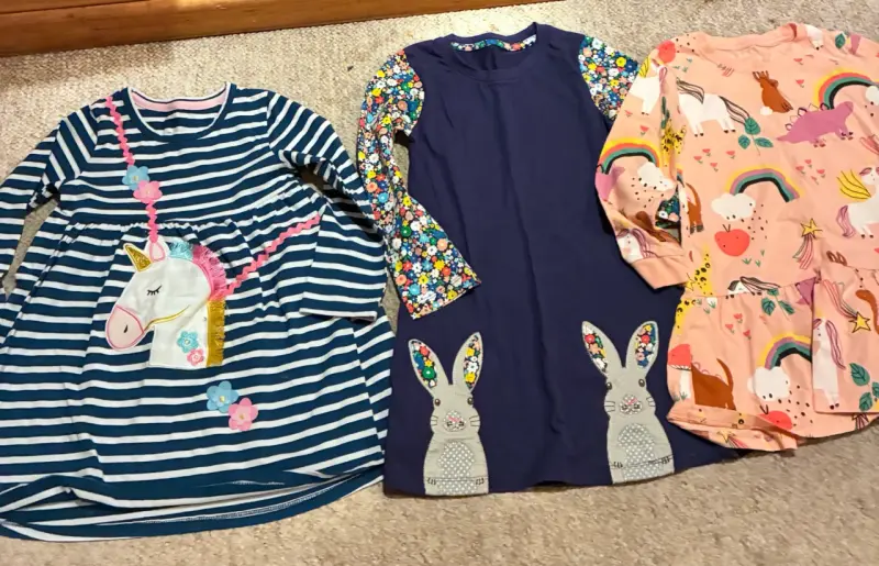 3 Vestidos infantiles T6 manga larga - 1