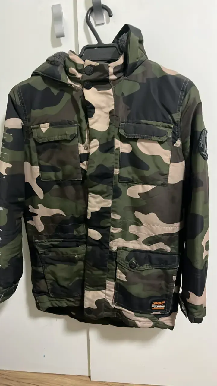 Chaqueta camuflaje con capucha para hombre - 1