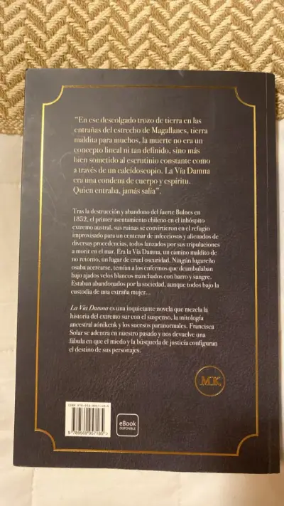 Libro 'La Vía Damna' de Francisca Solar - miniatura 2