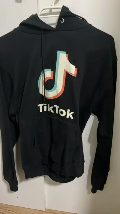 Polerón con capucha TikTok negro unisex - miniatura 1
