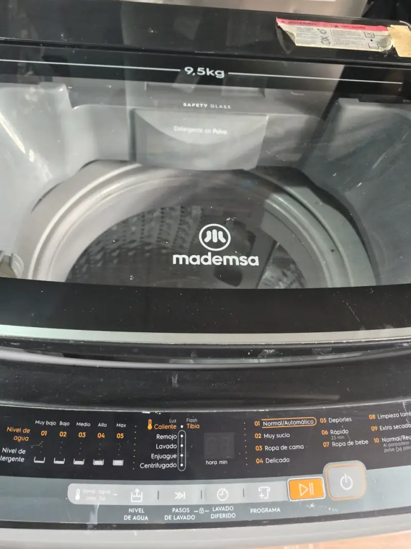 Lavadora Mademsa 9.5kg en buen estado - 1