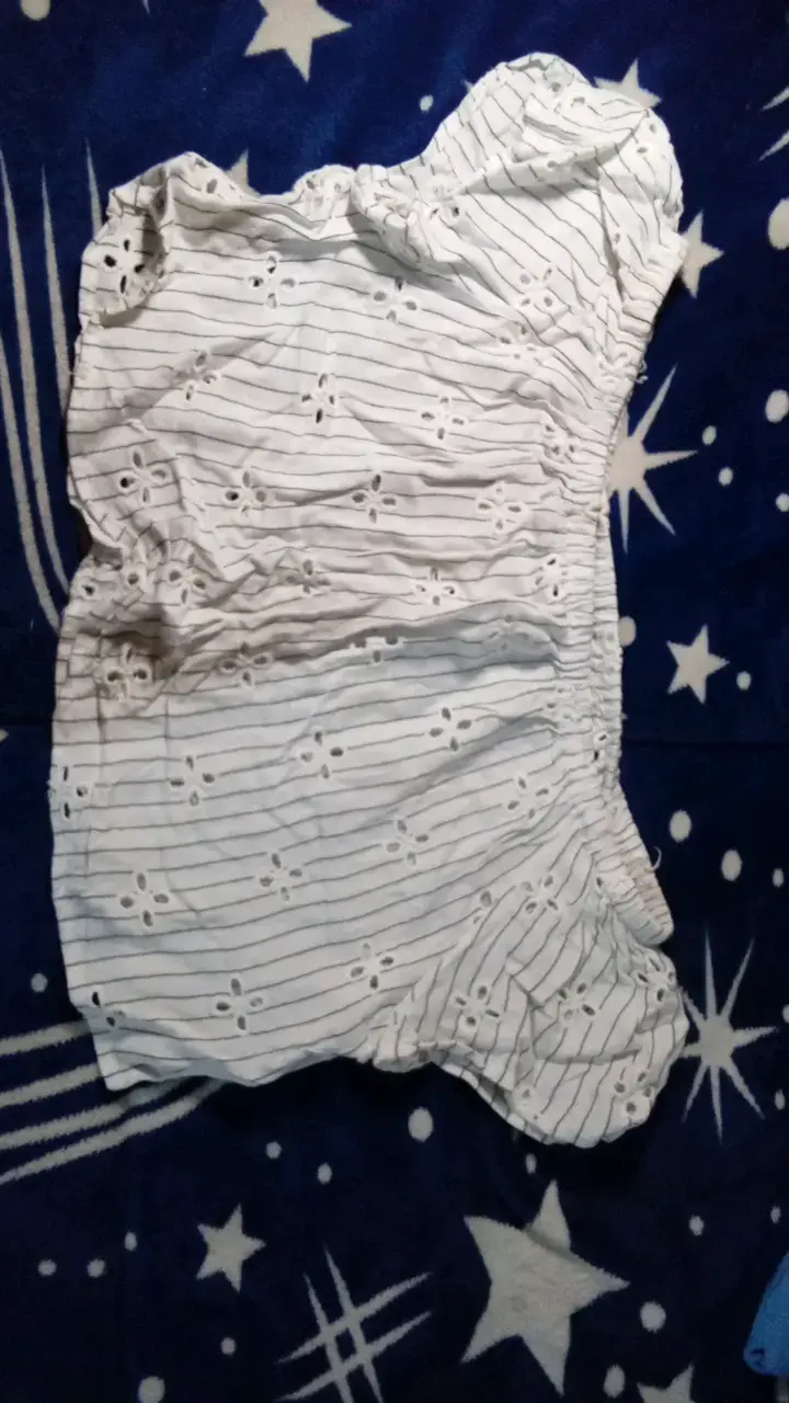 Blusa blanca de encaje para mujer - 1