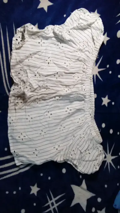 Blusa blanca de encaje para mujer - miniatura 1