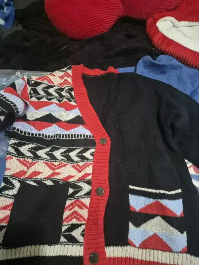 Cardigan de punto con diseño geométrico - miniatura 2