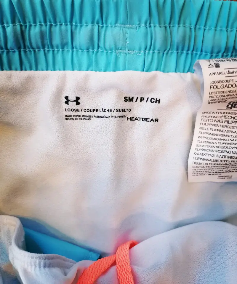 Shorts deportivos Under Armour azul y rosa - 2