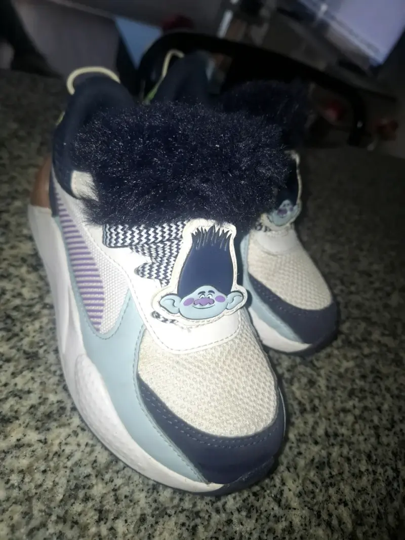 Zapatillas infantiles con diseño de Trolls