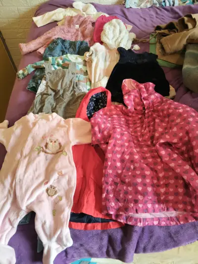 Lote de ropa infantil variada para invierno - miniatura 3
